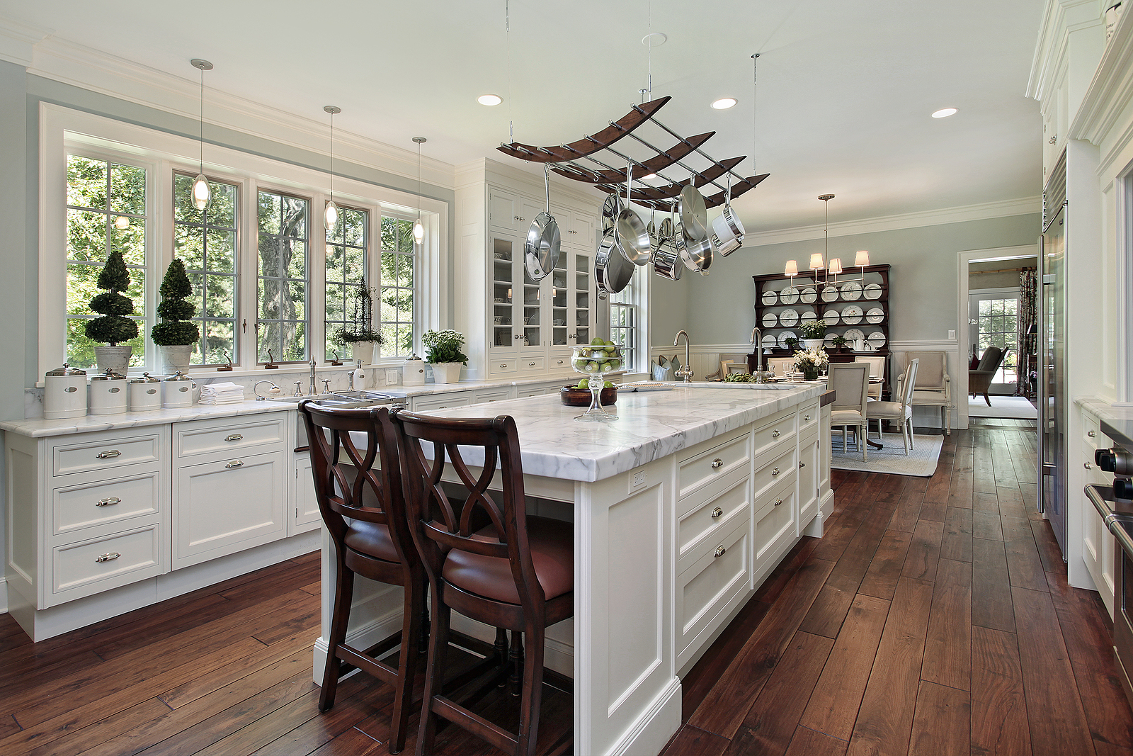 Timeless or trendy? How to choose kitchen upgrades that won't fade