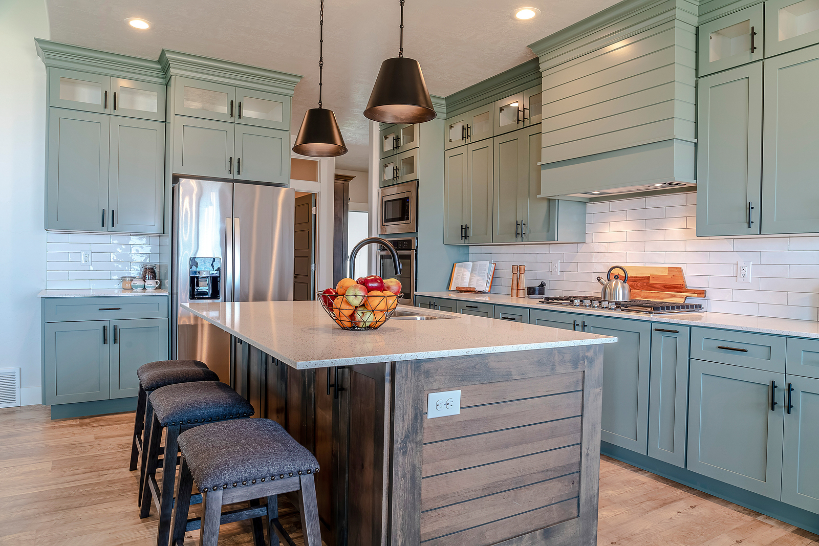 Kitchen Color Trends for 2021